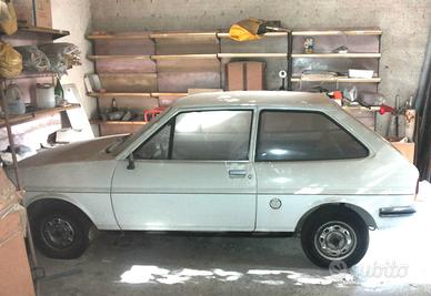 Ford Fiesta 900 L