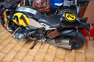 bmw  r nine t bleckstorm