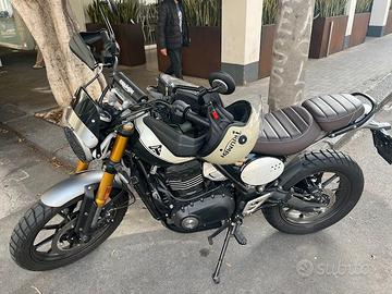 Triumph Scrambler 400