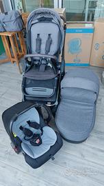 Passeggino Trio Pali Pratic