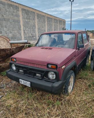 Lada Niva 1.7 iniezioni singlepoint da restauro o 