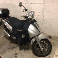 Beverly tourer 300 anno 2009