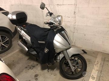 Beverly tourer 300 anno 2009