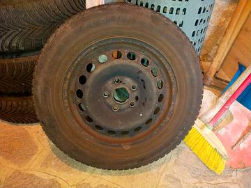 4 Ruote Michelin 195\65\R 15 Invernali