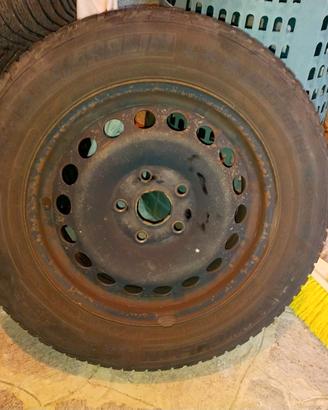 4 Ruote Michelin 195\65\R 15 Invernali