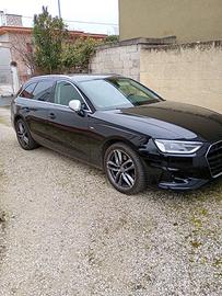 Audi A4 station wagon s line