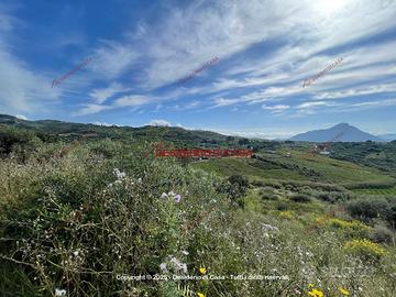Terreno, Campofelice di Roccella.