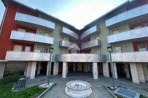 3 LOCALI A ALMÈ