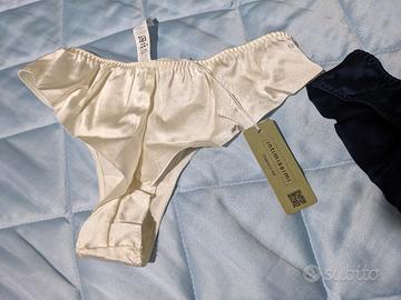 Intimissimi tanga brasiliano in seta, taglia S