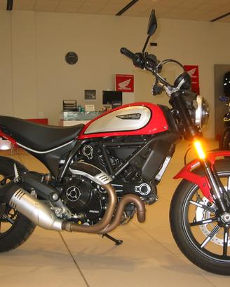Ducati Scrambler ICON 800