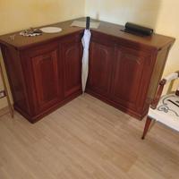 2 mobili  da ingresso angolare