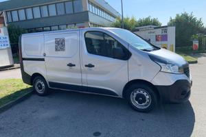 Renaut traffic grigio. cilindrata1600 g