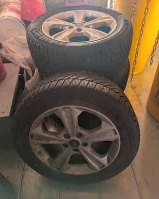 Gomme invernali per Smax con cerchi in lega