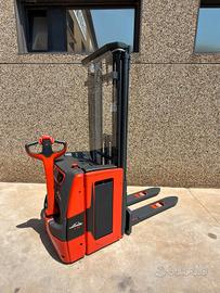 Transpallet elettrico a colonna LINDE L14