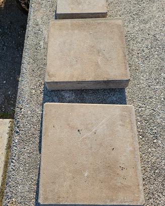 Copricolonne in pietra
piasentina