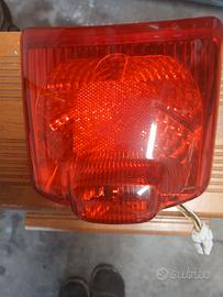 faro posteriore vespa 250 e 300