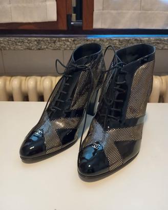 Scarpa Chanel  bicolore lucida con tacco