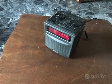 Radio/sveglia marca Maxell