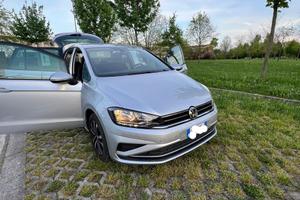 GOLF SPORTSVAN 1.6 Tdi 115 cv