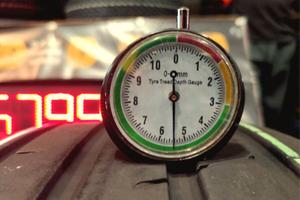 GOODYEAR 4 GOMME 235 55 19 101Y DOT22