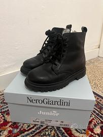 Anfibi Nero Giardini