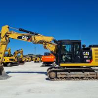 Escavatore cingolato KOMATSU PC 210 NLC-11