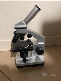 Microscopio Bresser junior