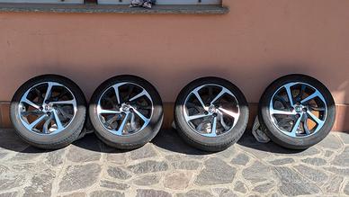 4 Cerchi in lega Toyota Yaris 16x6J ET50 4x100