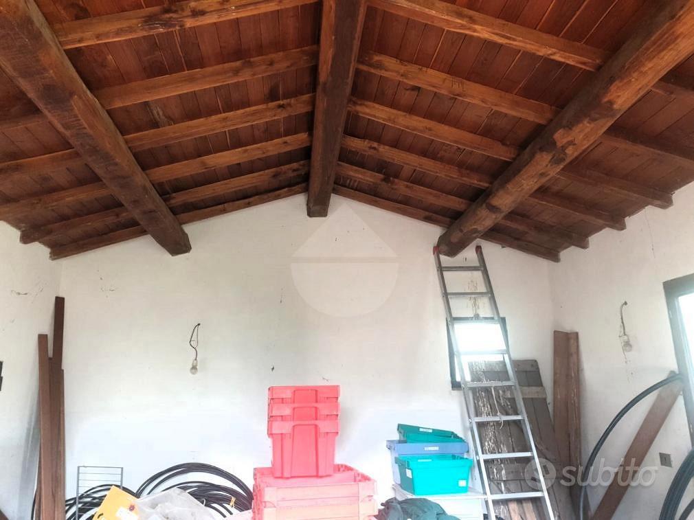 Terreno con casaletto - Altro