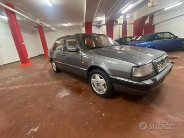 Lancia Thema Ferrari 8.32