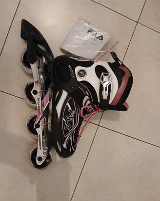 Pattini in linea donna con protezioni