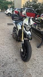 Aprilia dorsoduro 750
