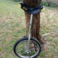 monoruota a pedali Qu-ax