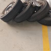 set gomme invernali  175/65/15 84T