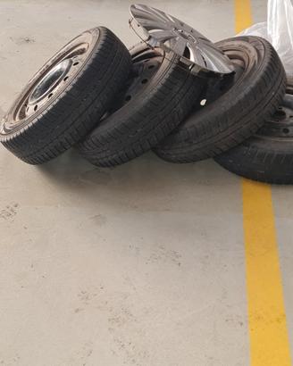 set gomme invernali  175/65/15 84T