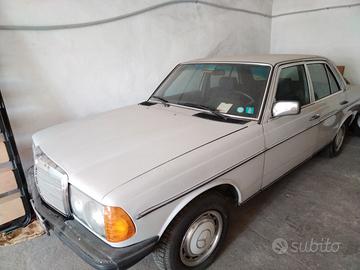 Mercedes 200 w123 