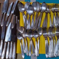 Lotto 71 Posate Calderoni argentate 100 ca. 4,3 Kg