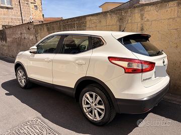 Nissan Qashqai dicembre 2014