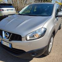 NISSAN QASHQAI 1.5DIESEL POCHI KM UNICO PROPRIETAR