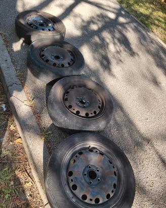 Cerchi in ferro Polo Ibiza Fabia r15 + gomme