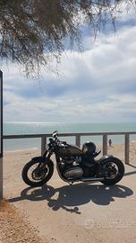 triumph Bobber Bonneville