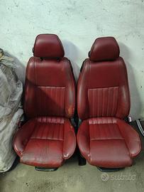 sedili in pelle rossa alfa 147