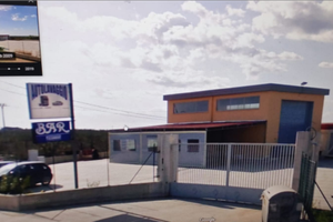 Capannone commerciale con piazzale 2100mq