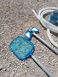 attrezzi piscina