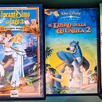 4 film in formato VHS, originali Disney + altro