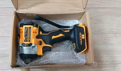 Avvitatore elettrico Dewalt DCF921 