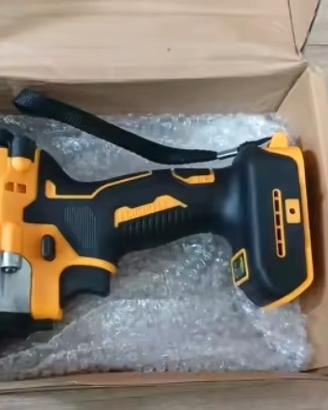 Avvitatore elettrico Dewalt DCF921 