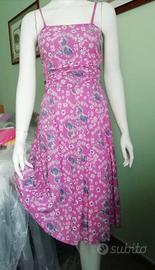 Vestito a fiori rosa