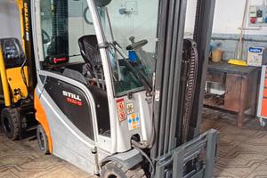 Carrello elevatore  elettrico marca still 1600kg