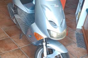 scooter 125 Aprilia SR